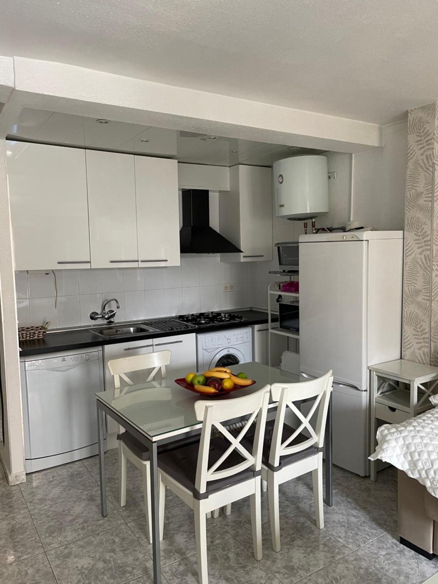 Bermudas-Turis Apartamentos Бенідорм Екстер'єр фото